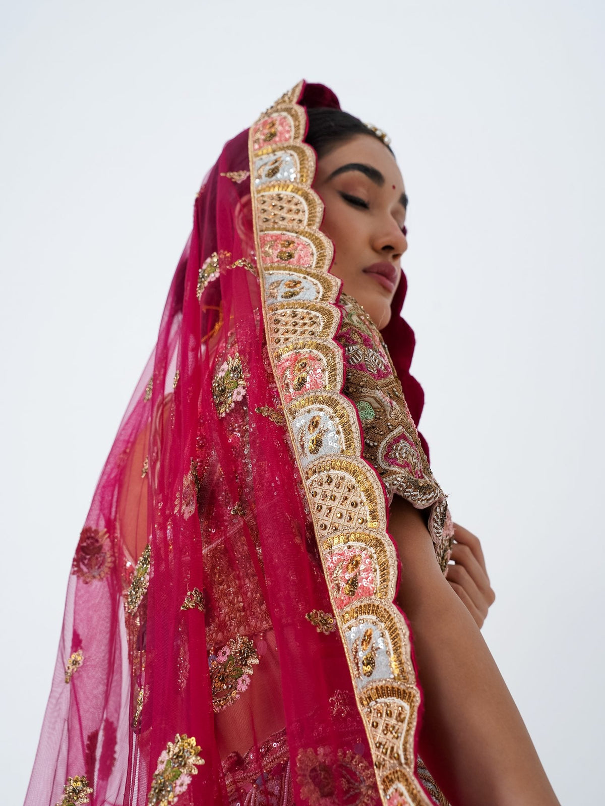 Rose multicolour bridal lehenga, dupatta border close-up